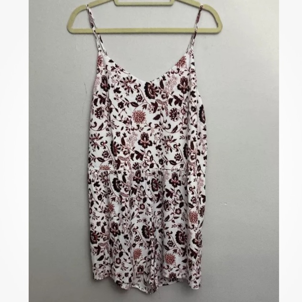 9-28 Ann Taylor LOFT shorts Romper Shortalls Large NWT floral White